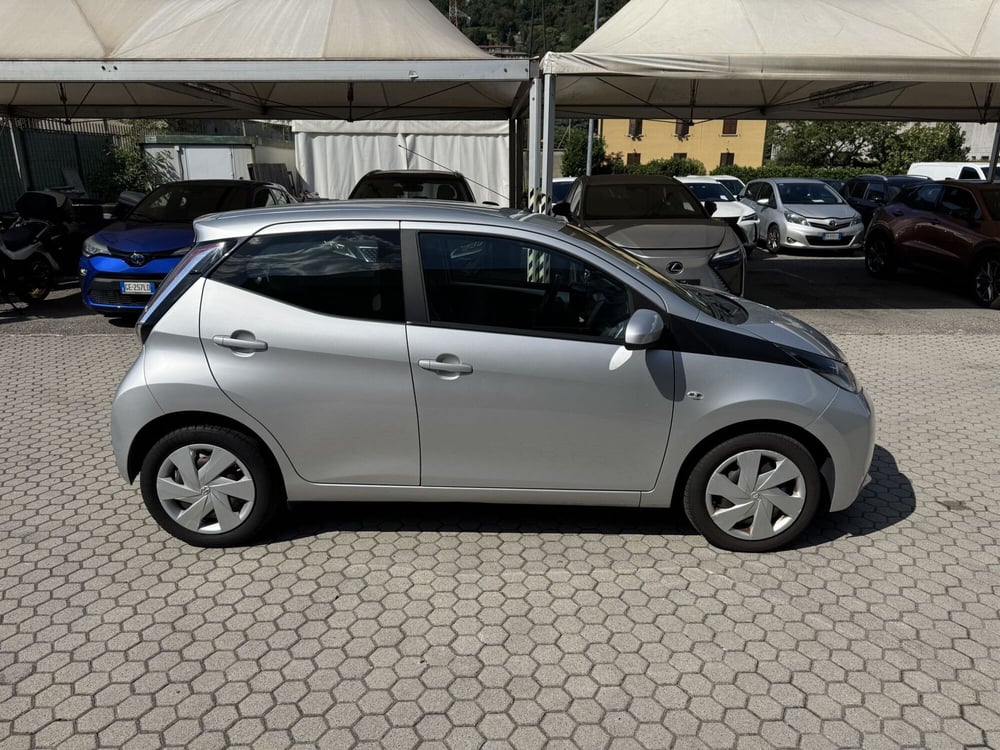 Toyota Aygo usata a Como (12)