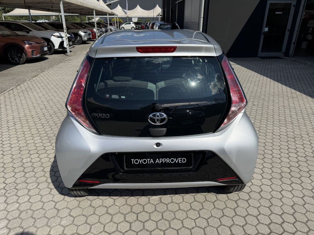 Toyota Aygo usata a Como (4)