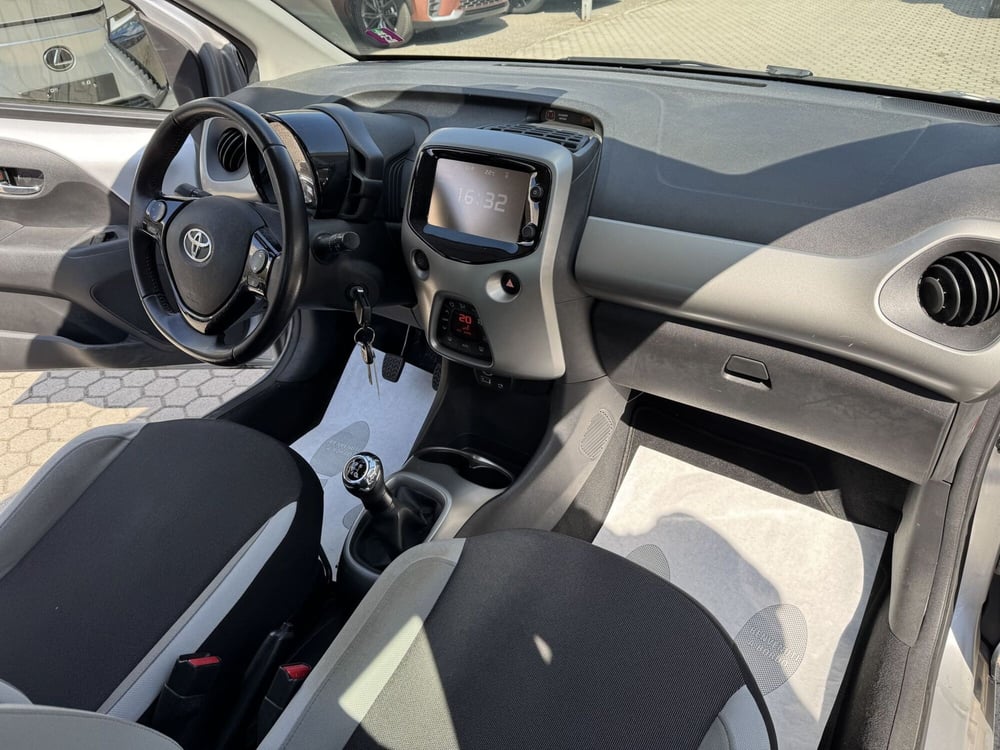 Toyota Aygo usata a Como (6)