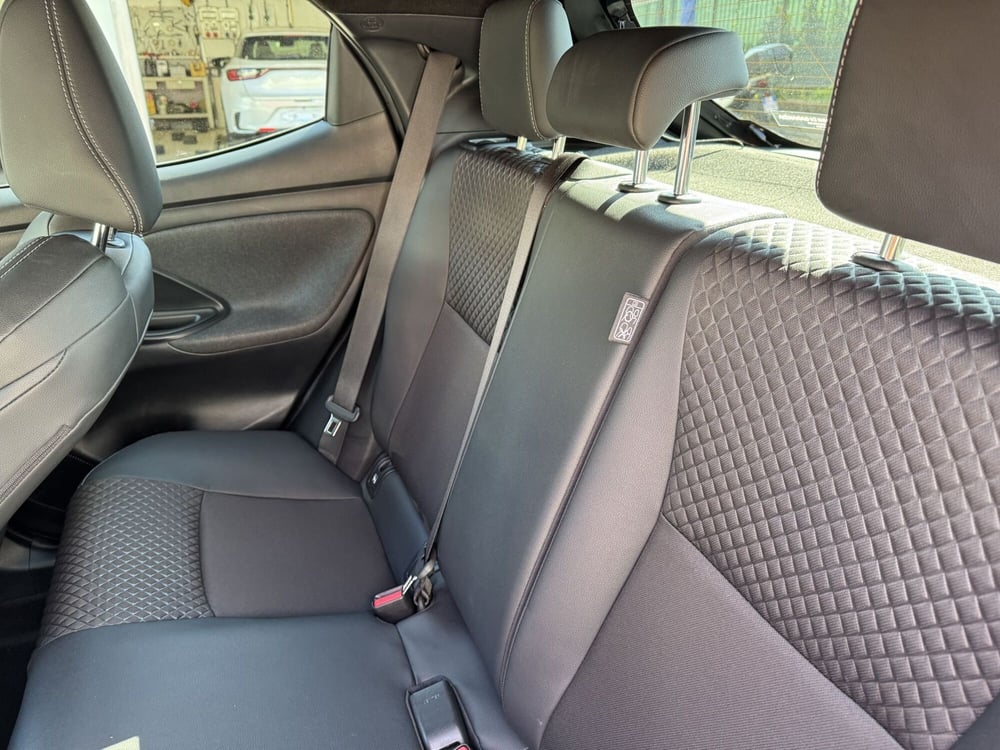 Toyota Yaris usata a Como (6)