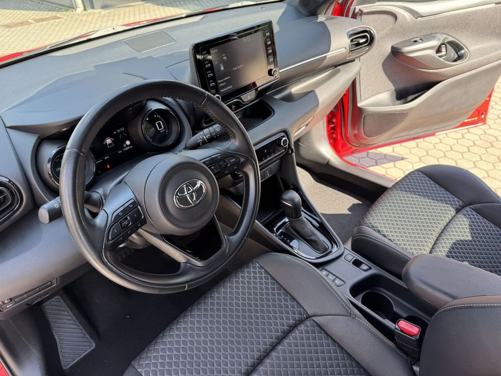 Toyota Yaris usata a Como (9)