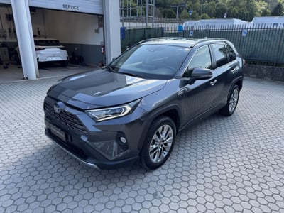 Toyota Rav4 HV (218CV) E-CVT 2WD Lounge del 2021 usata a Como