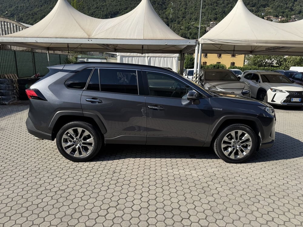 Toyota Rav4 usata a Como (11)