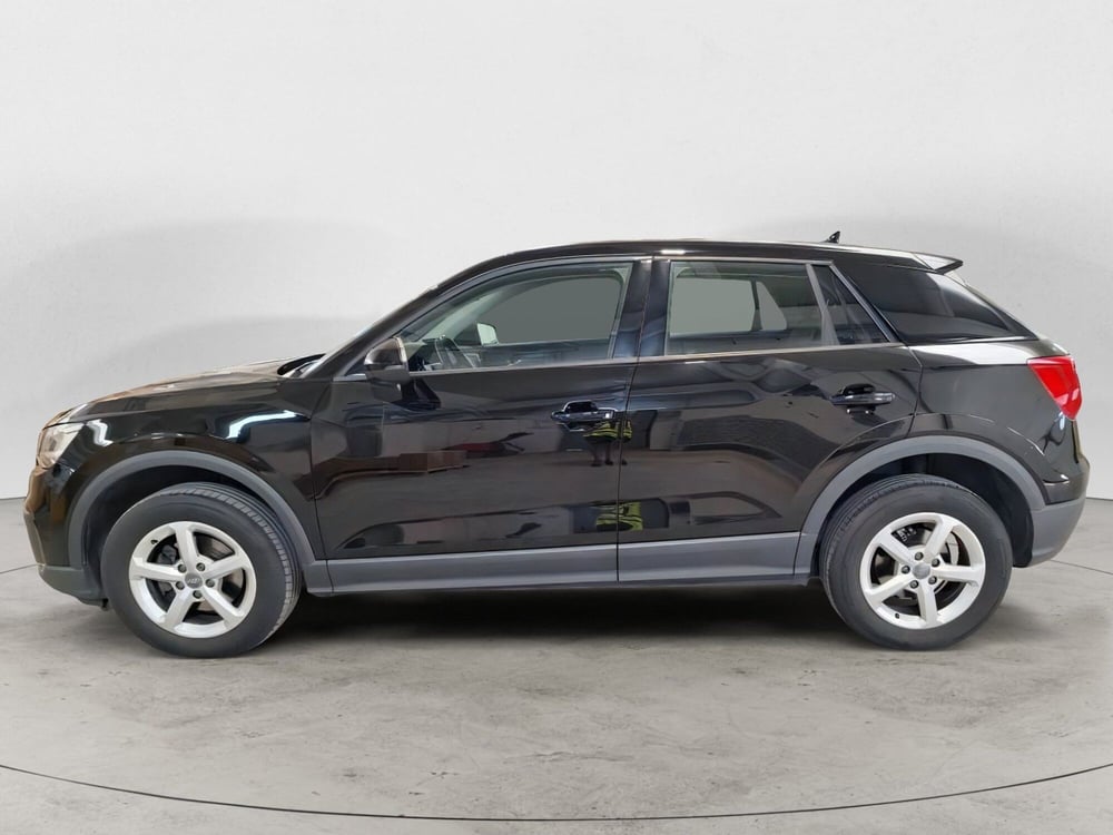 Audi Q2 usata a Salerno (5)