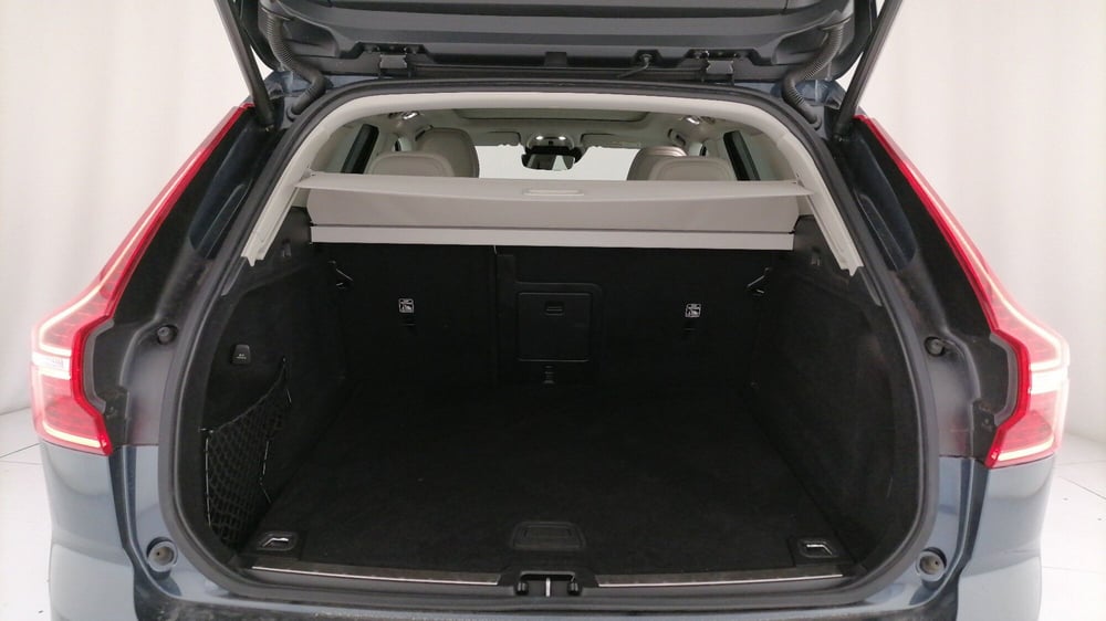 Volvo XC60 usata a Roma (10)
