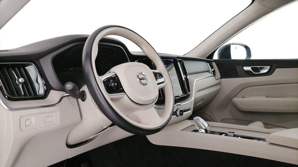Volvo XC60 usata a Roma (12)