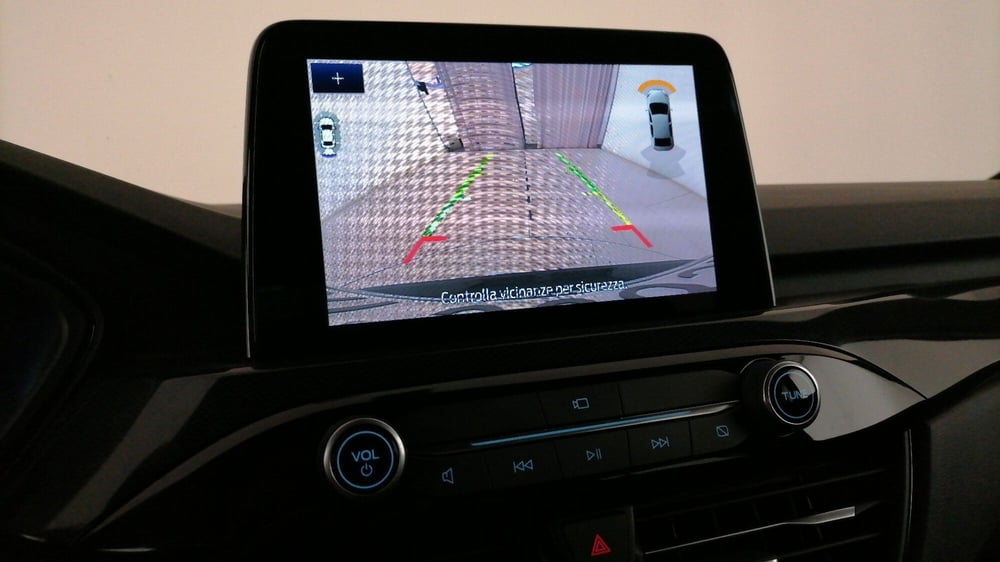 Ford Kuga usata a Roma (16)