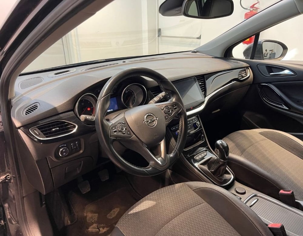 Opel Astra Station Wagon usata a Ferrara (11)