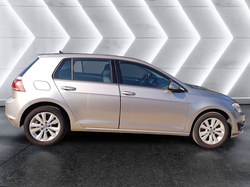 Volkswagen Golf usata  (5)