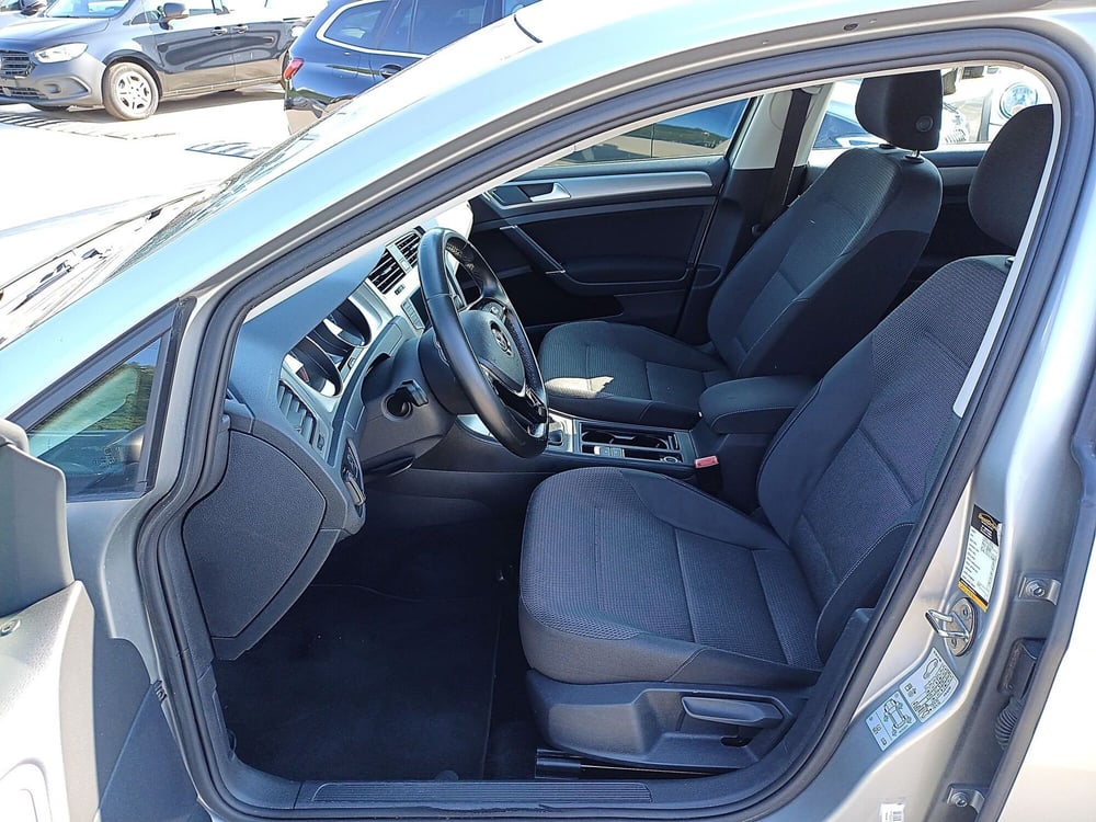 Volkswagen Golf usata  (6)