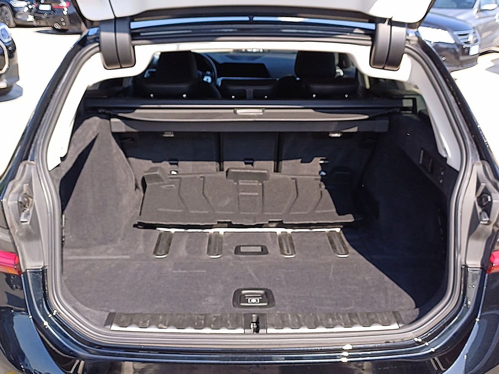 BMW Serie 3 Touring usata  (13)