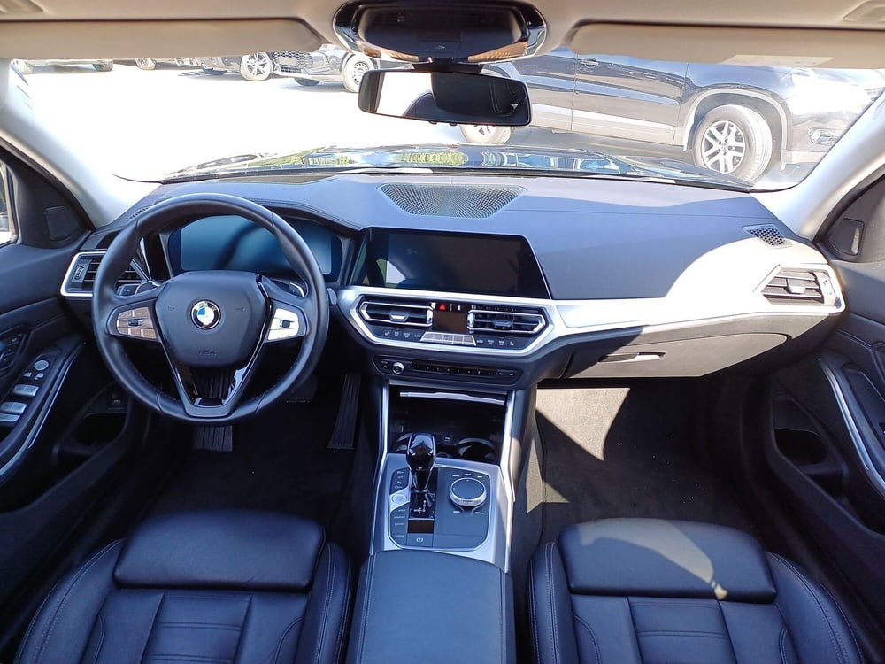 BMW Serie 3 Touring usata  (8)