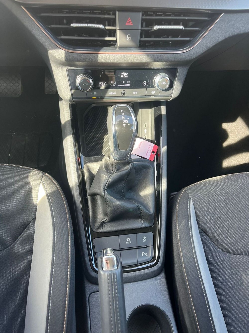 Skoda Kamiq usata a Milano (16)