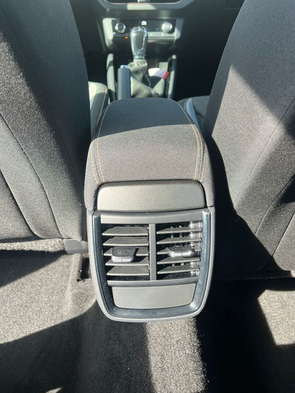 Skoda Kamiq usata a Milano (17)