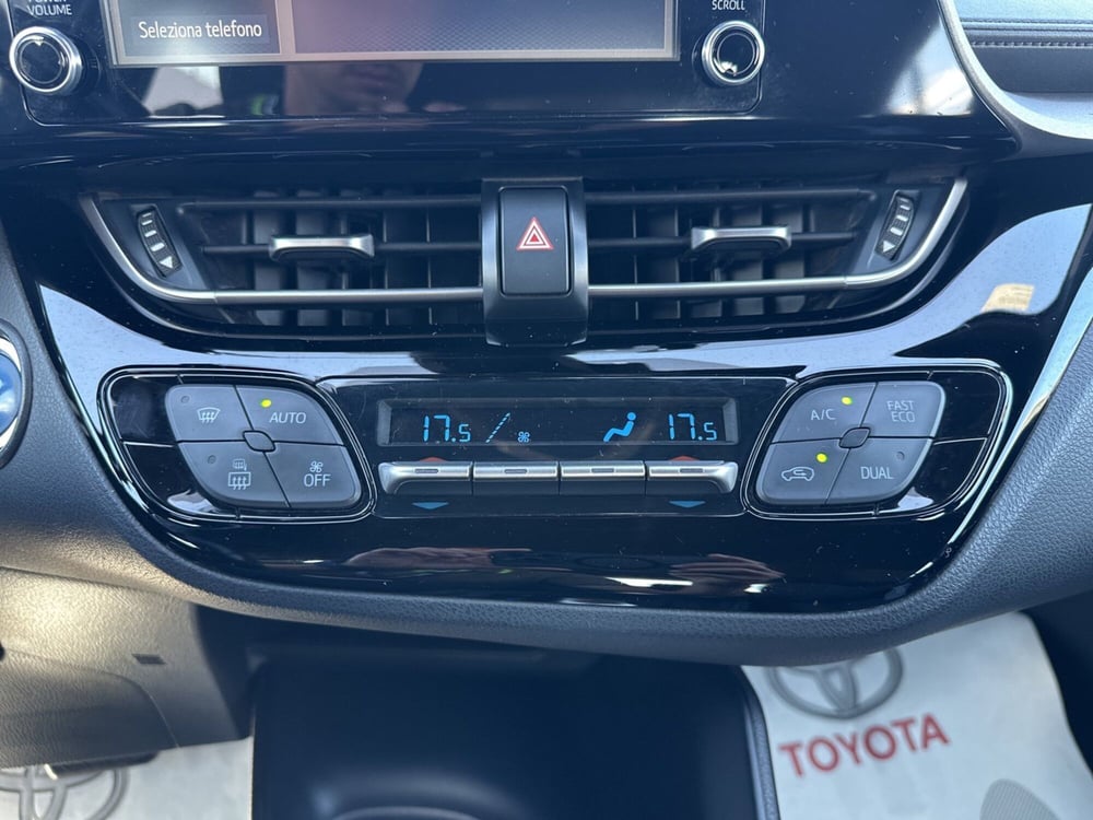 Toyota Toyota C-HR usata a Siracusa (14)