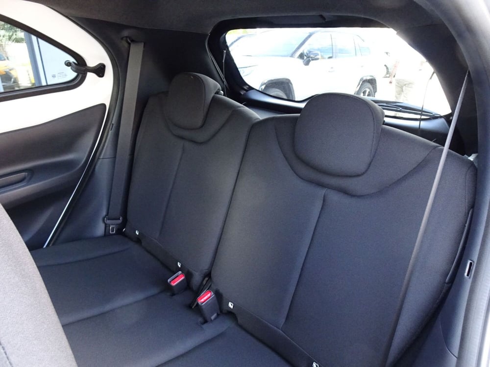 Toyota Aygo X nuova a Treviso (12)