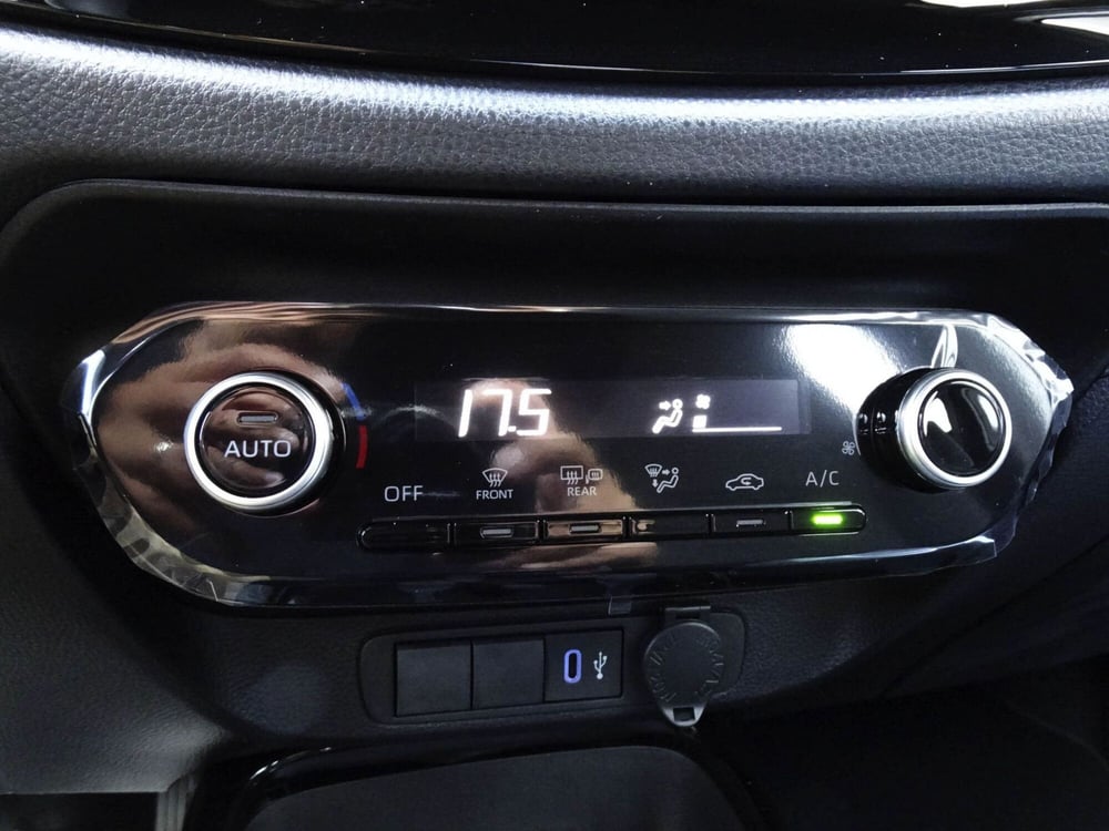 Toyota Aygo X nuova a Treviso (16)
