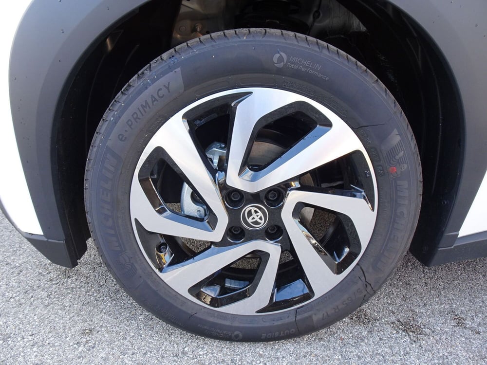 Toyota Aygo X nuova a Treviso (8)