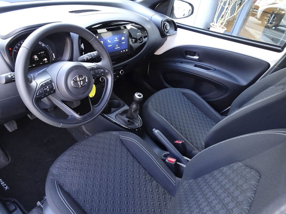 Toyota Aygo X nuova a Treviso (9)