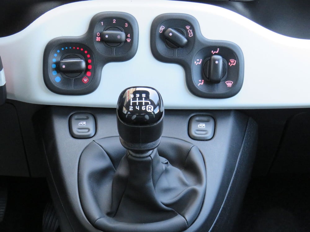Fiat Panda Cross nuova a Monza e Brianza (18)