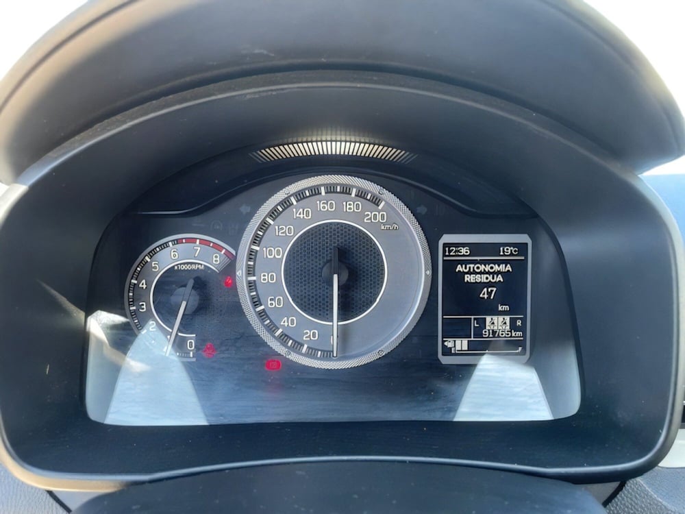 Suzuki Ignis usata a Firenze (13)