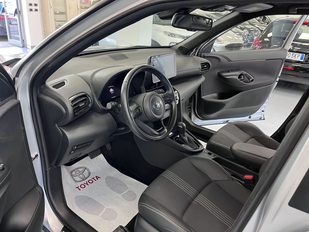 Toyota Yaris Cross usata a Prato (7)