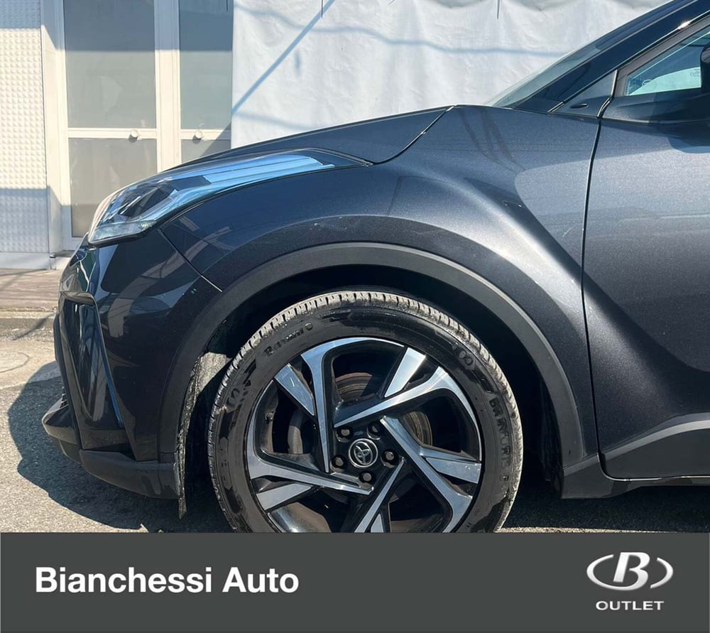 Toyota Toyota C-HR usata a Cremona (10)