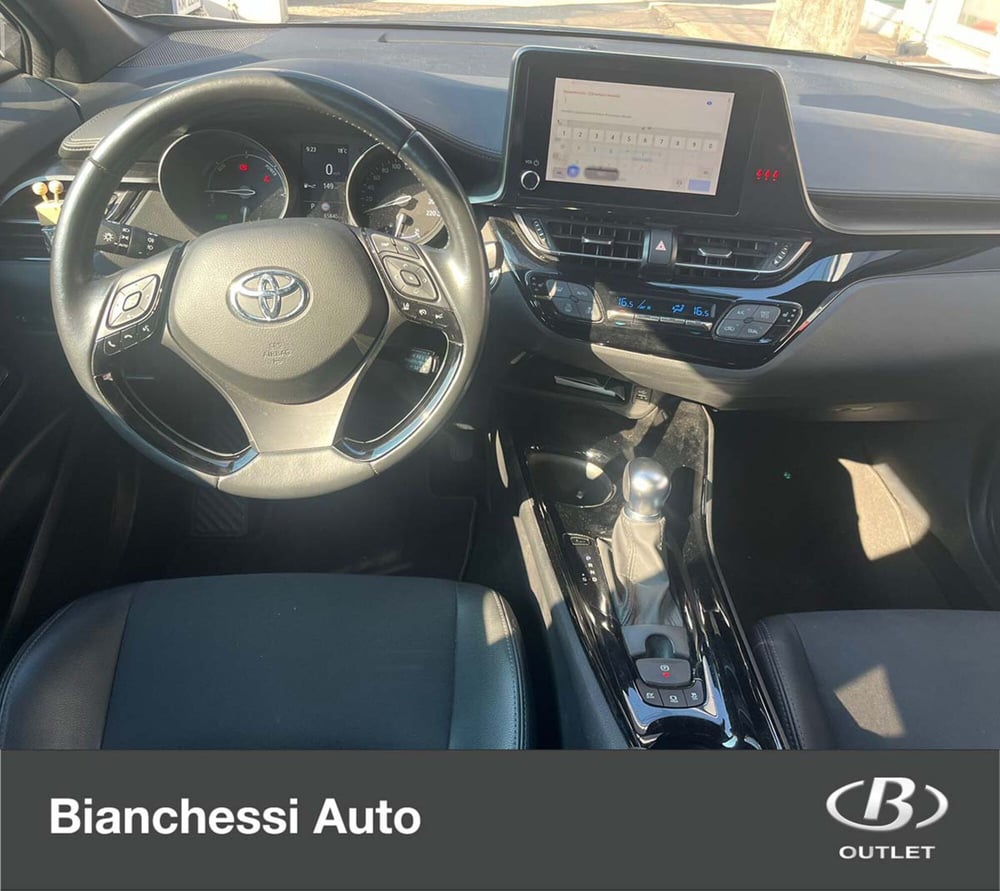Toyota Toyota C-HR usata a Cremona (13)