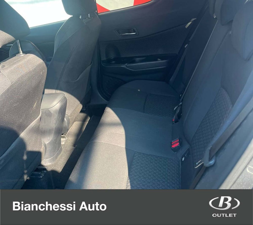 Toyota Toyota C-HR usata a Cremona (16)