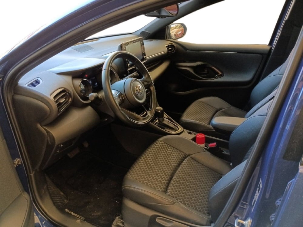 Toyota Yaris usata a Milano (15)