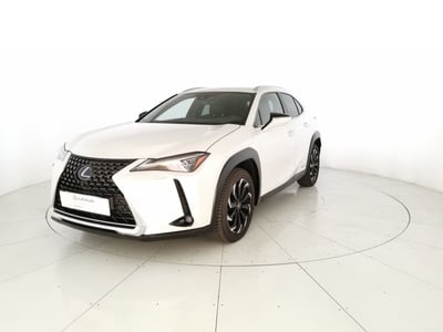 Lexus UX Full Electric Luxury del 2020 usata a San Salvo