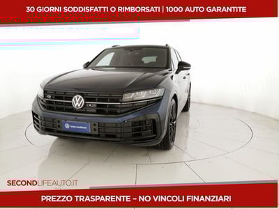 Volkswagen Touareg 3.0 V6 tsi ehybrid R 462cv auto del 2023 usata a San Giovanni Teatino