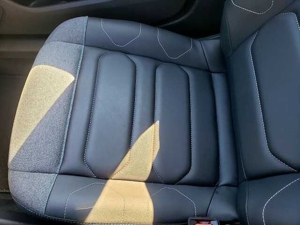 Citroen C4 nuova a Pesaro-Urbino (14)