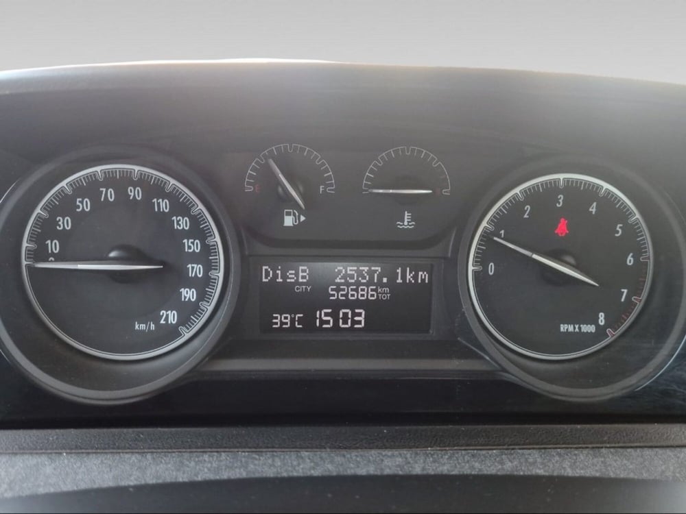 Lancia Ypsilon usata a Pisa (7)