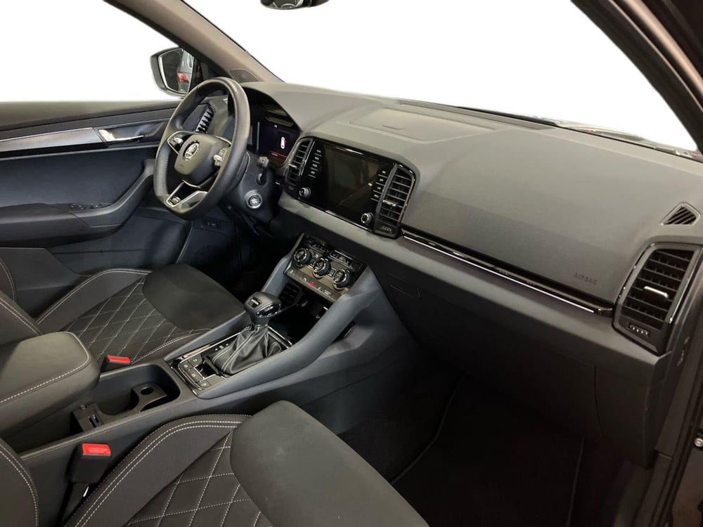 Skoda Karoq usata a Lecce (9)