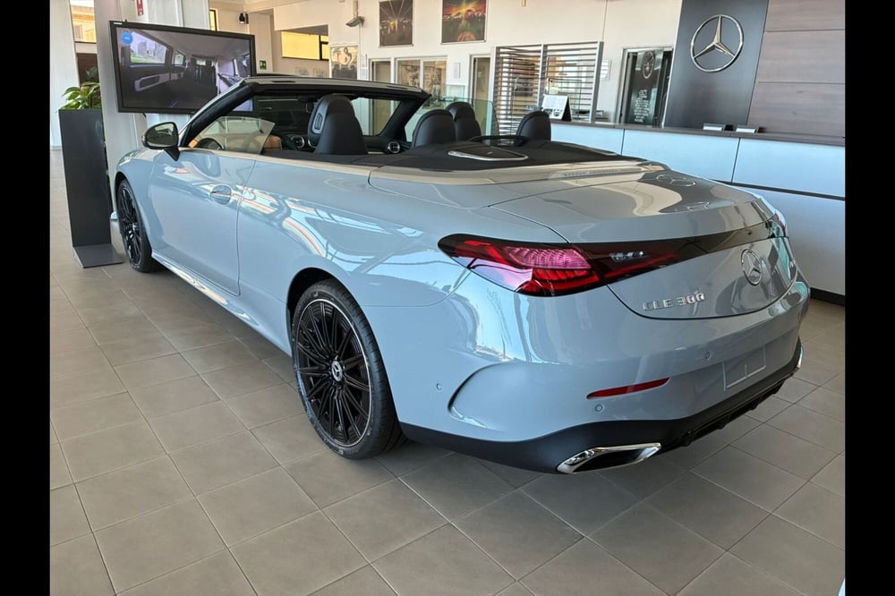 Mercedes-Benz CLE Cabrio nuova a Chieti (2)