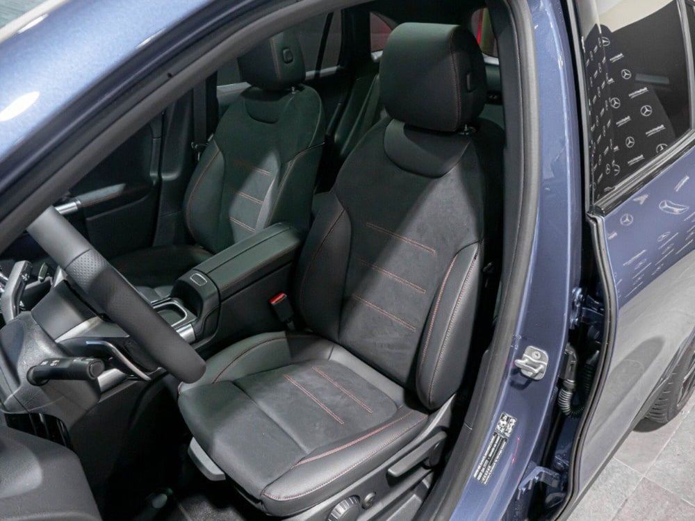 Mercedes-Benz GLA SUV nuova a Macerata (10)