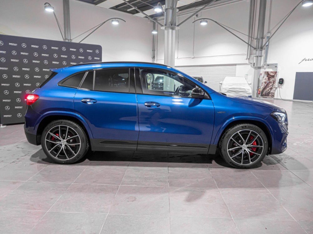 Mercedes-Benz GLA SUV nuova a Macerata (9)