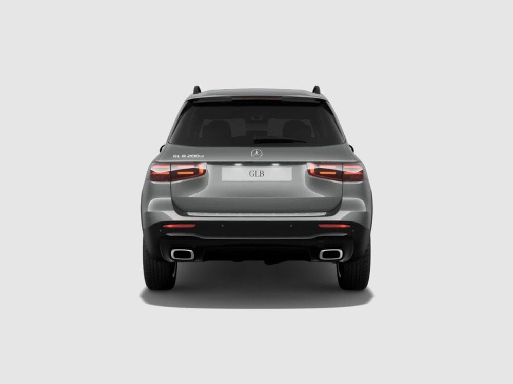 Mercedes-Benz GLB nuova a Ancona (4)