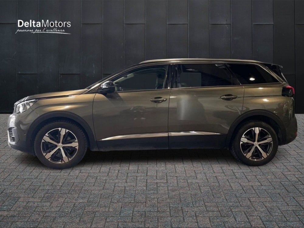 Peugeot 5008 usata a Macerata (4)