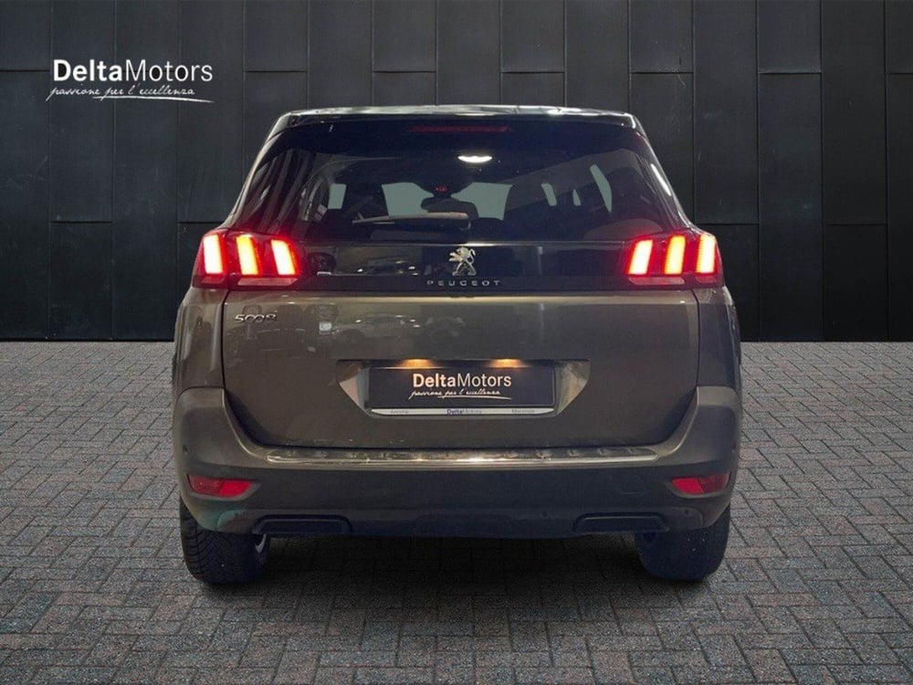 Peugeot 5008 usata a Macerata (6)