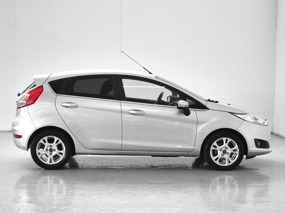 Ford Fiesta usata a Prato (5)