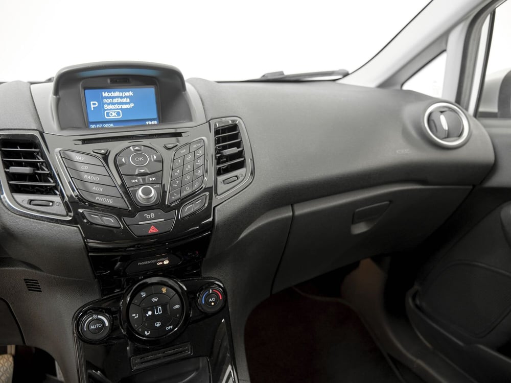 Ford Fiesta usata a Prato (9)