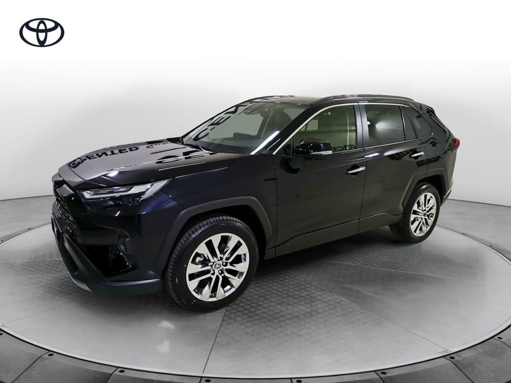 Toyota Rav4 nuova a Salerno