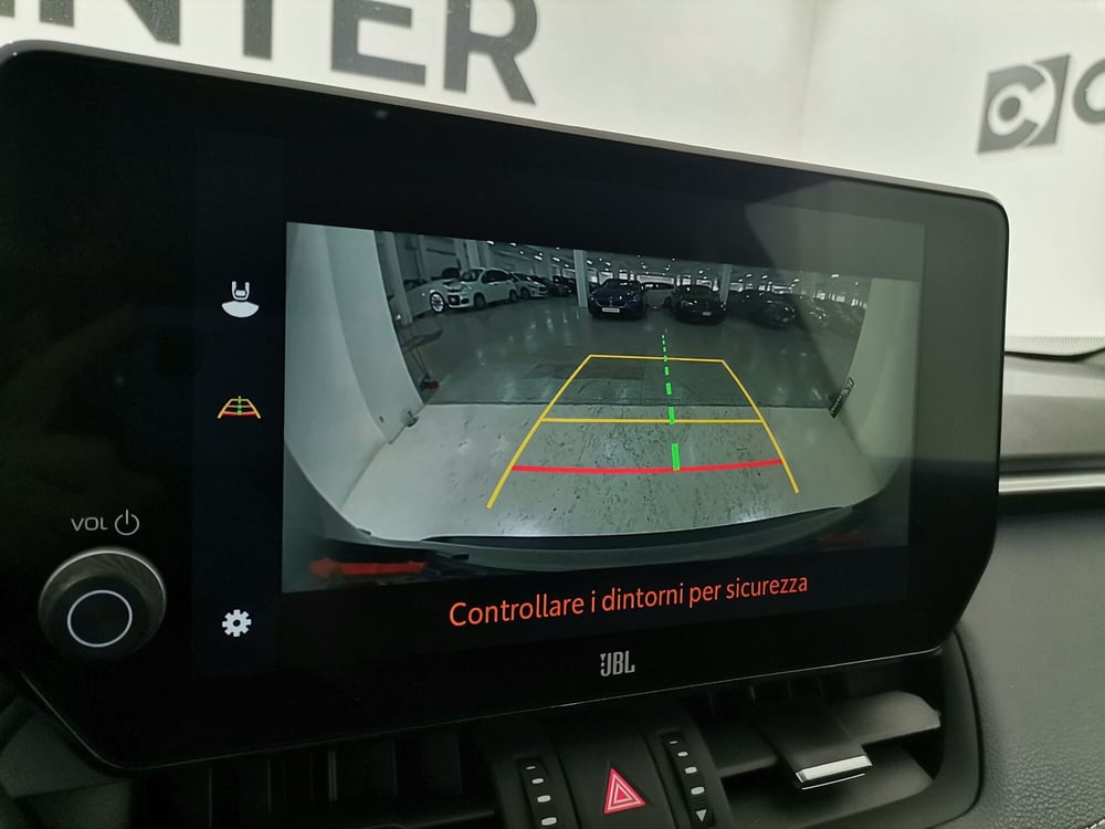 Toyota Rav4 nuova a Salerno (18)