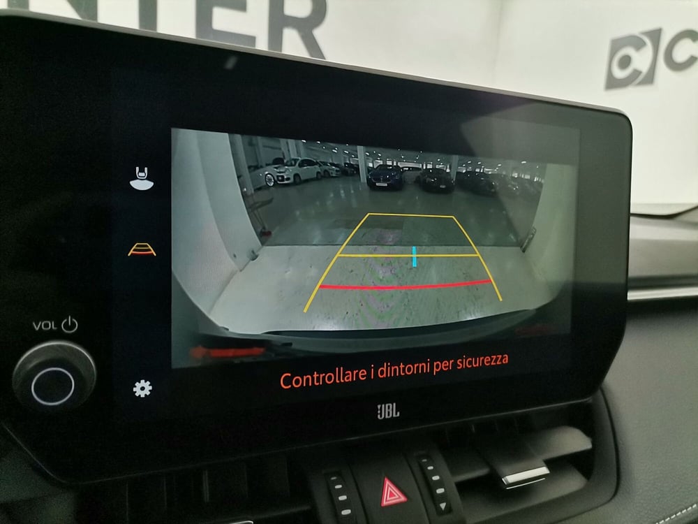 Toyota Rav4 nuova a Salerno (19)