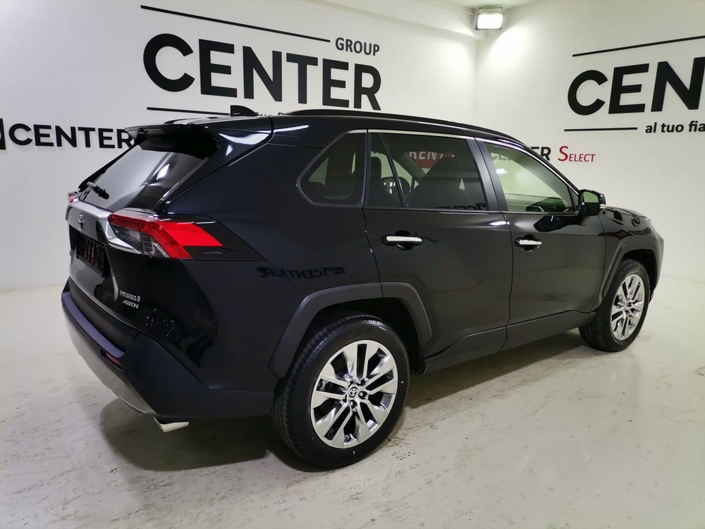 Toyota Rav4 nuova a Salerno (6)
