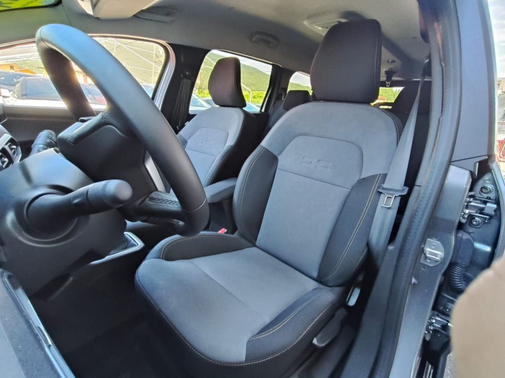 Dacia Jogger nuova a Brescia (8)