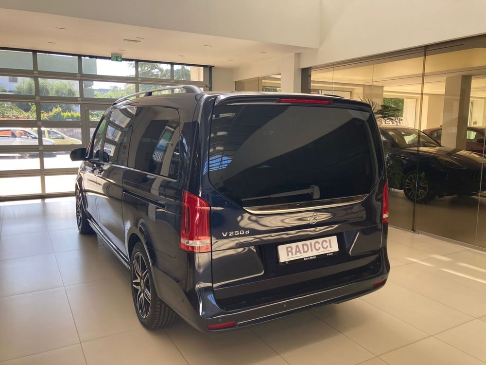 Mercedes-Benz Classe V usata a Bari (5)