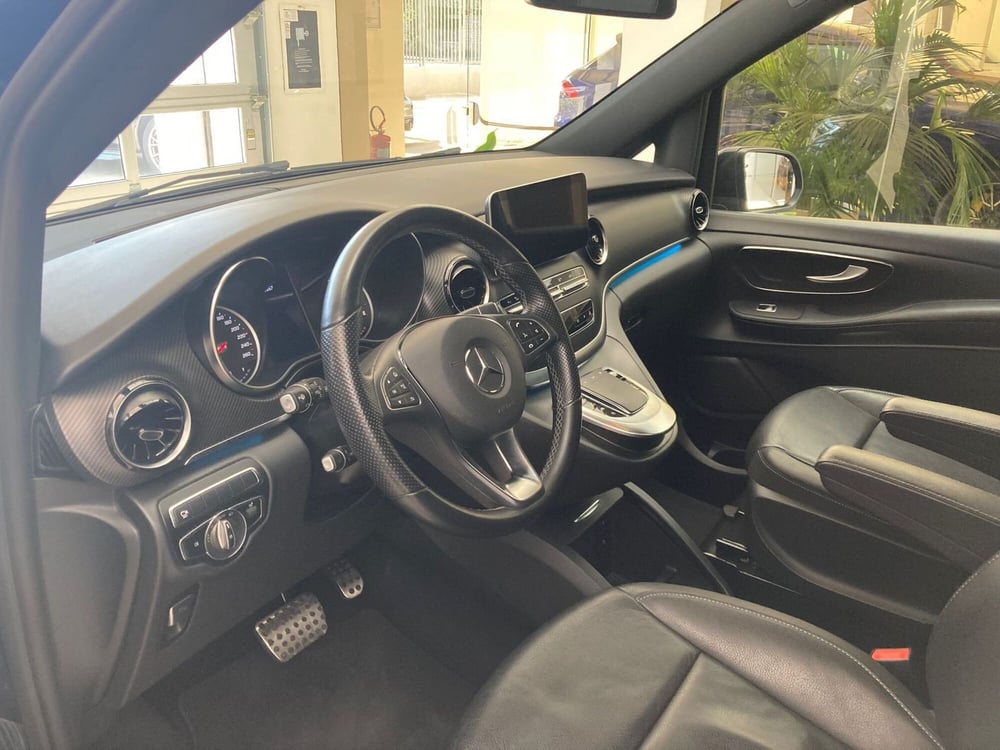 Mercedes-Benz Classe V usata a Bari (7)
